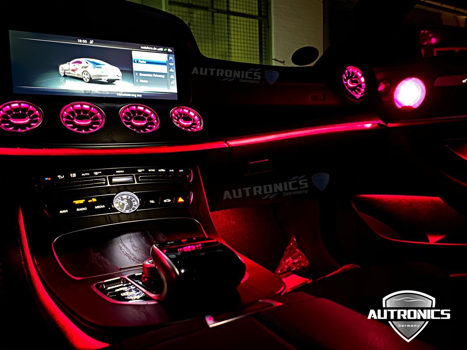 Mercedes-Benz C / GLC Klasse (W206 / X254) - Beleuchtete LED Turbinen Düsen  Ambiente Luftdüsen VORNE (64 Farben)